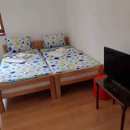 Apartment Gmitrovic