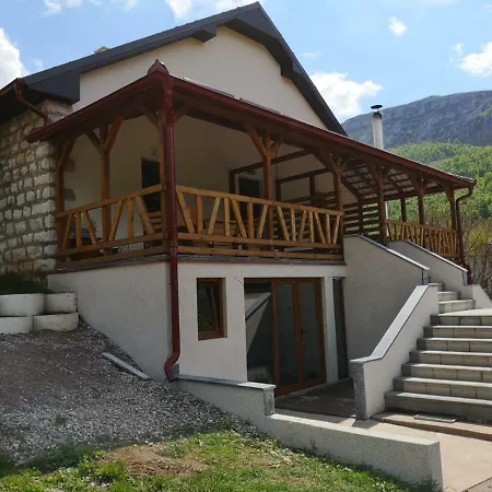 Apartment Gmitrovic