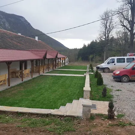 Apartment Gmitrovic