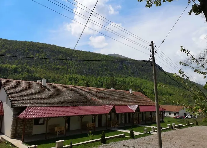 Gmitrovic Апартаменты Ртань